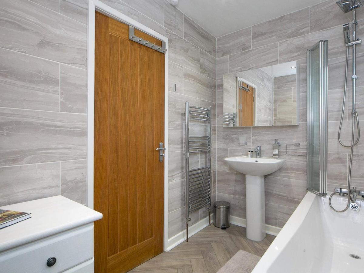 Pass The Keys Modern Coastal Home In Bull Bay Amlwch Eksteriør bilde